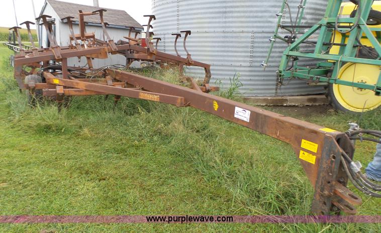 PJM field cultivator - L4011