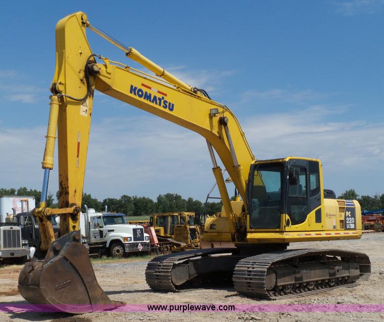 2011 Komatsu PC220LC-8 excavator - K7030