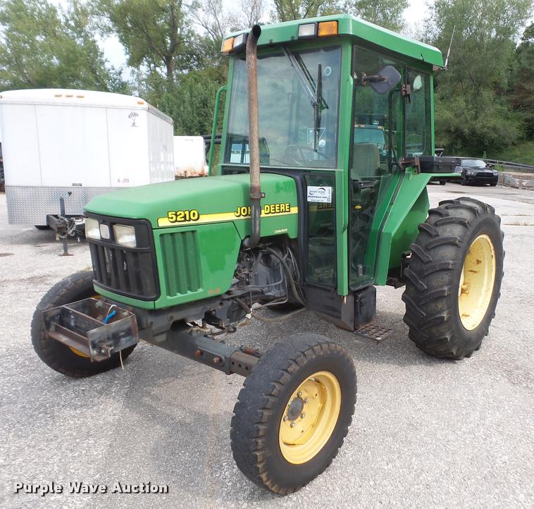 2000 John Deere 5210 tractor - K3527