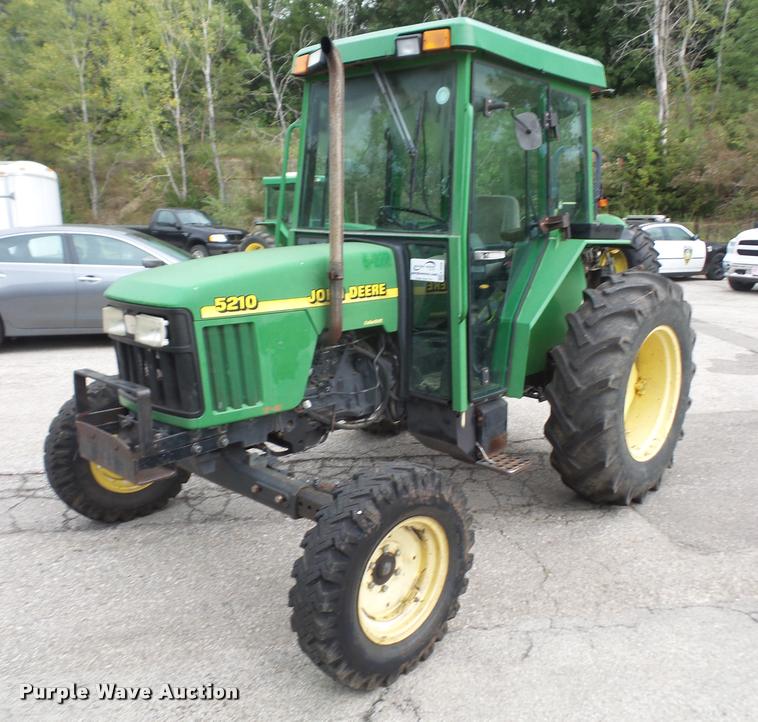 2000 John Deere 5210 tractor - K3528