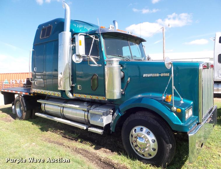 1998 Western Star 4964FX semi truck - L6979