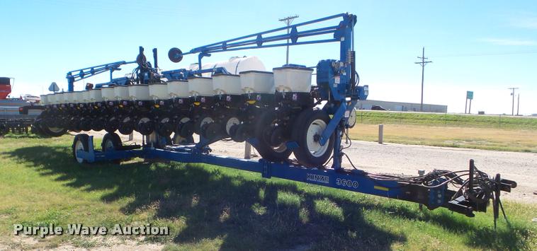 2006 Kinze 3600 no-till planter - L1680
