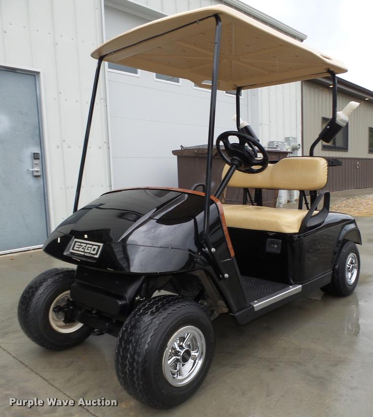 2010 Ez-go golf cart - BX9222
