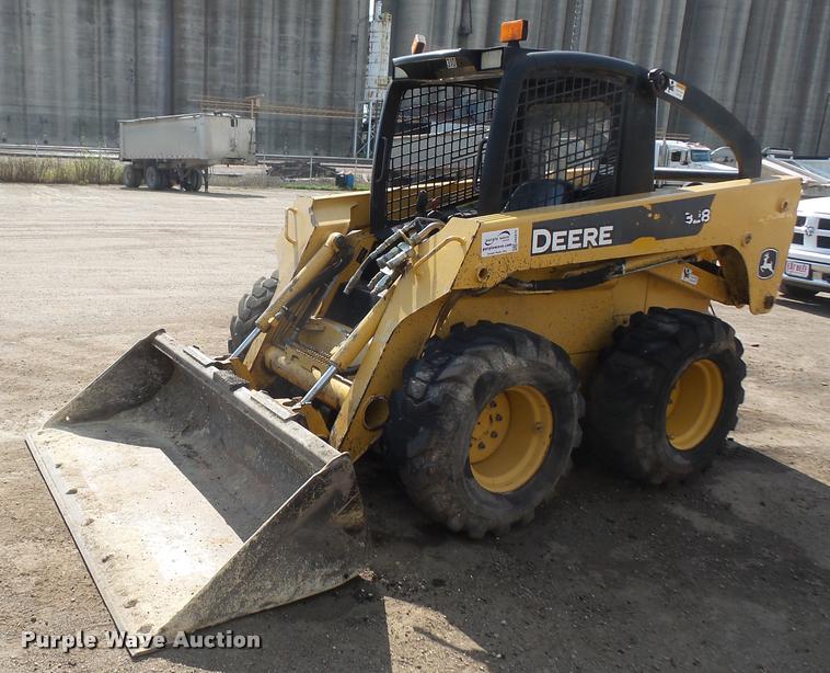 2006 John Deere 328 skid steer - DA3970