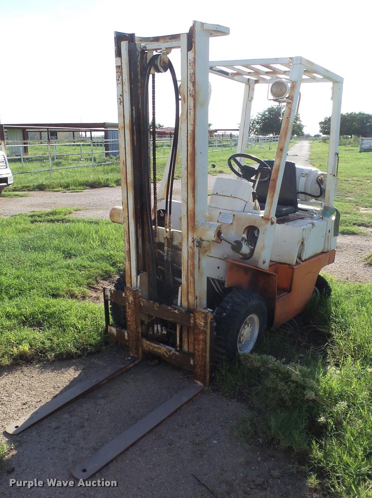 Nissan PJ01A15PV forklift - L6618