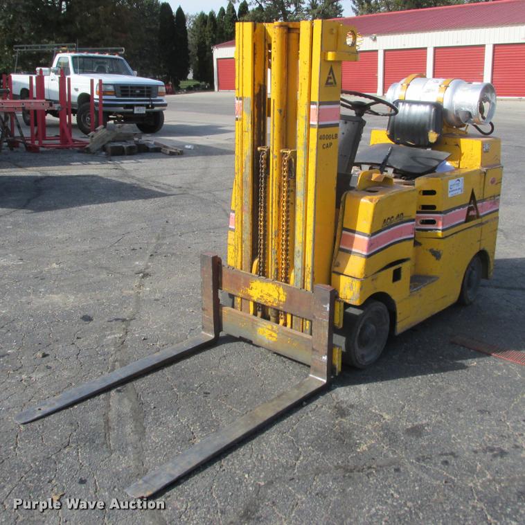 Allis Chalmers ACC40 forklift - K6236