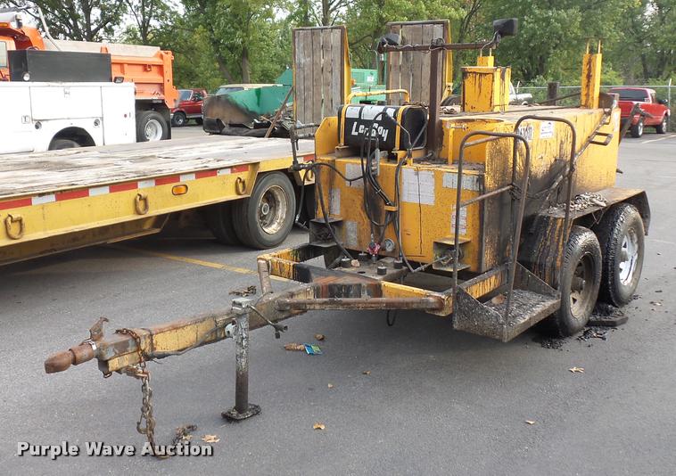 LeeBoy crack seal pot - L3526