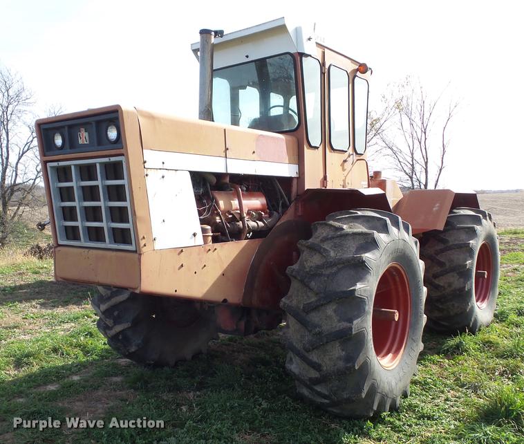 1975 International 4568 4WD tractor - BZ9937