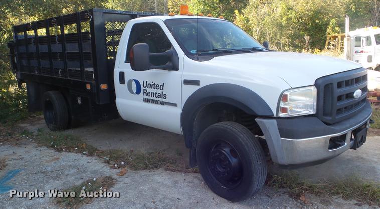 2007 Ford F450 Super Duty flatbed truck - DB3560