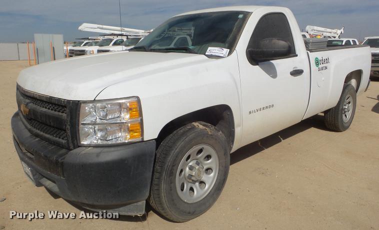 2012 Chevrolet Silverado 1500 pickup truck - DB3575