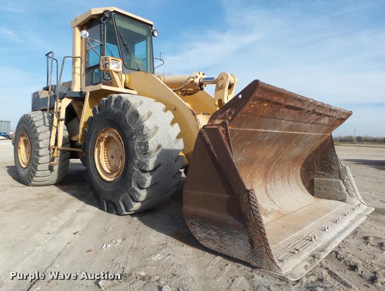 Komatsu WA500-1 wheel loader - L4113