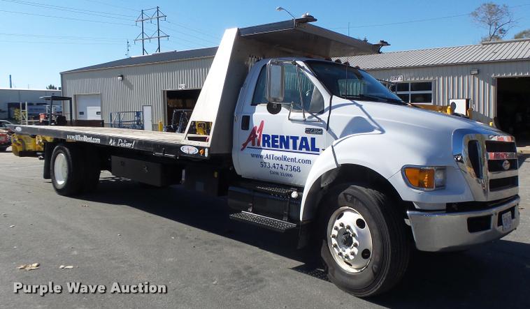 2006 Ford F750 Super Duty rollback truck - K5590
