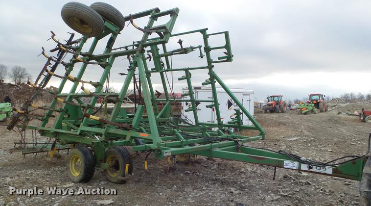 1987 John Deere 960 field cultivator - DA5164