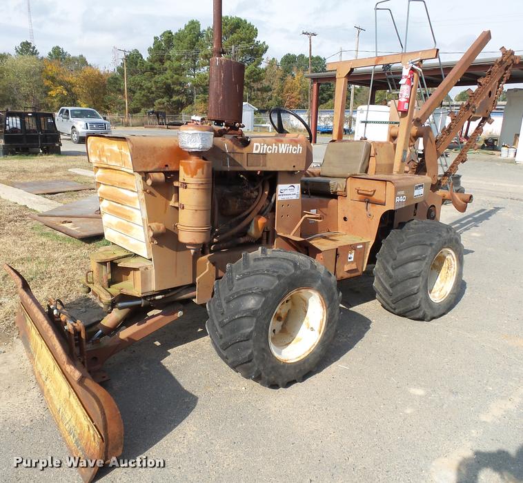 Ditch Witch R40 trencher - K1033