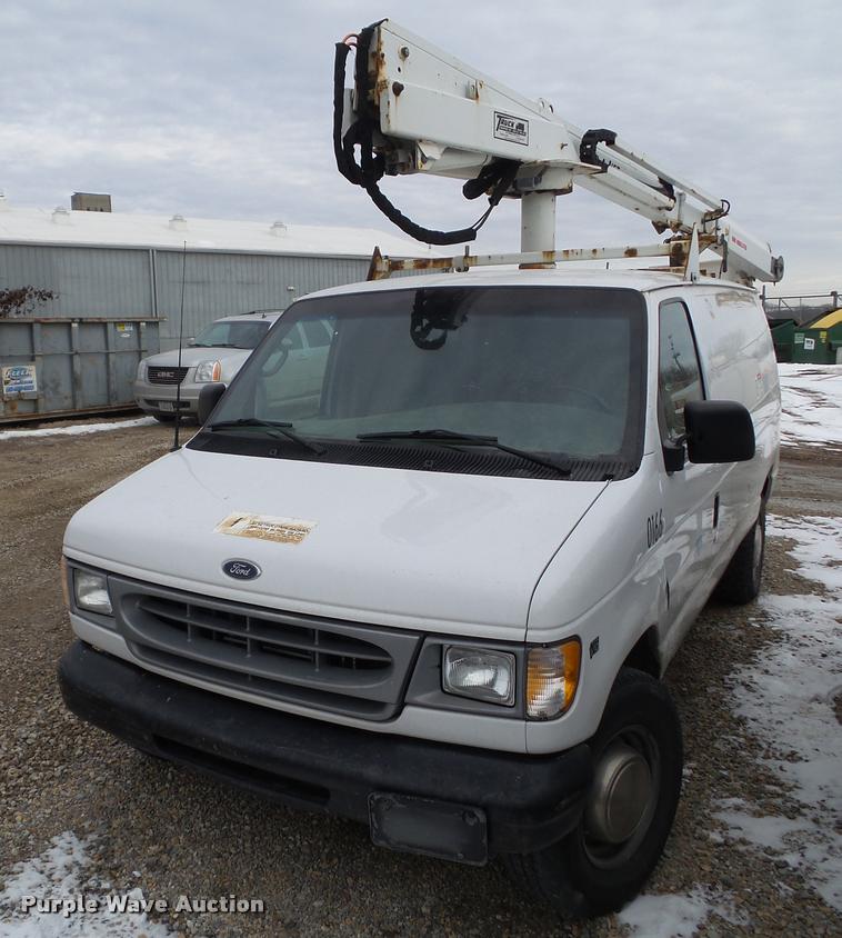 2001 Ford Econoline E350 Super Duty bucket truck - BZ9981