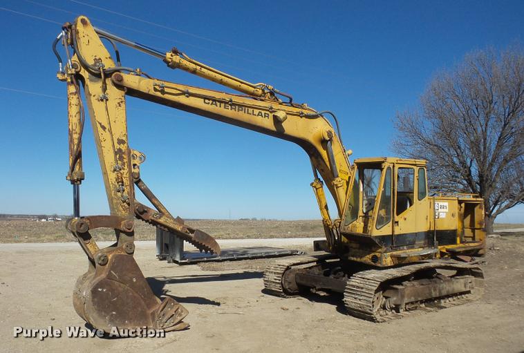 1973 Caterpillar 225 excavator - DB0694