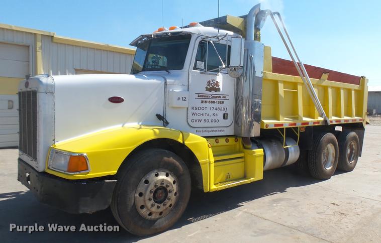 1987 Peterbilt 377 dump truck - DA0426