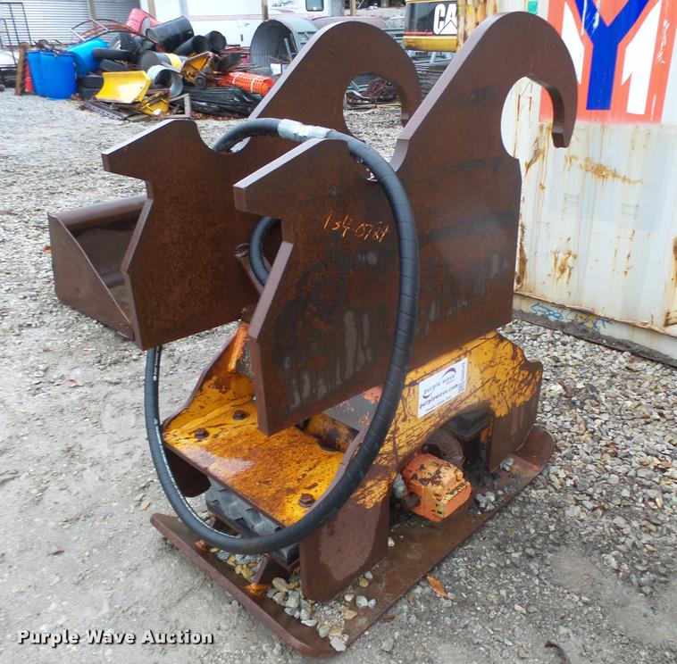 Hydraulic plate compactor - DA0549