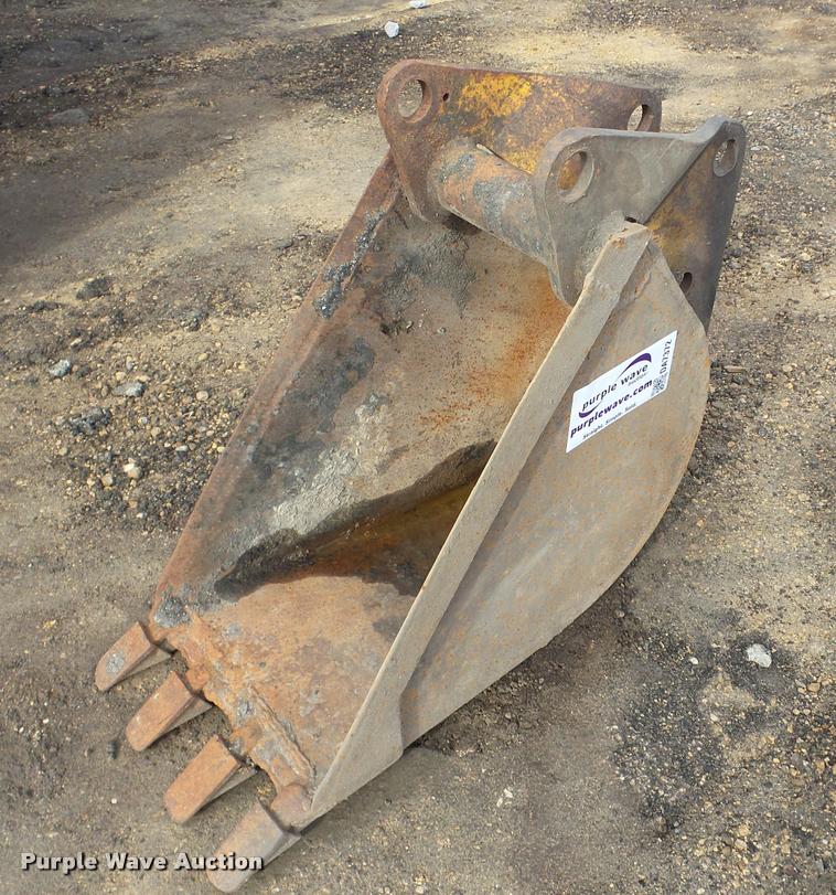Backhoe bucket - DA7372