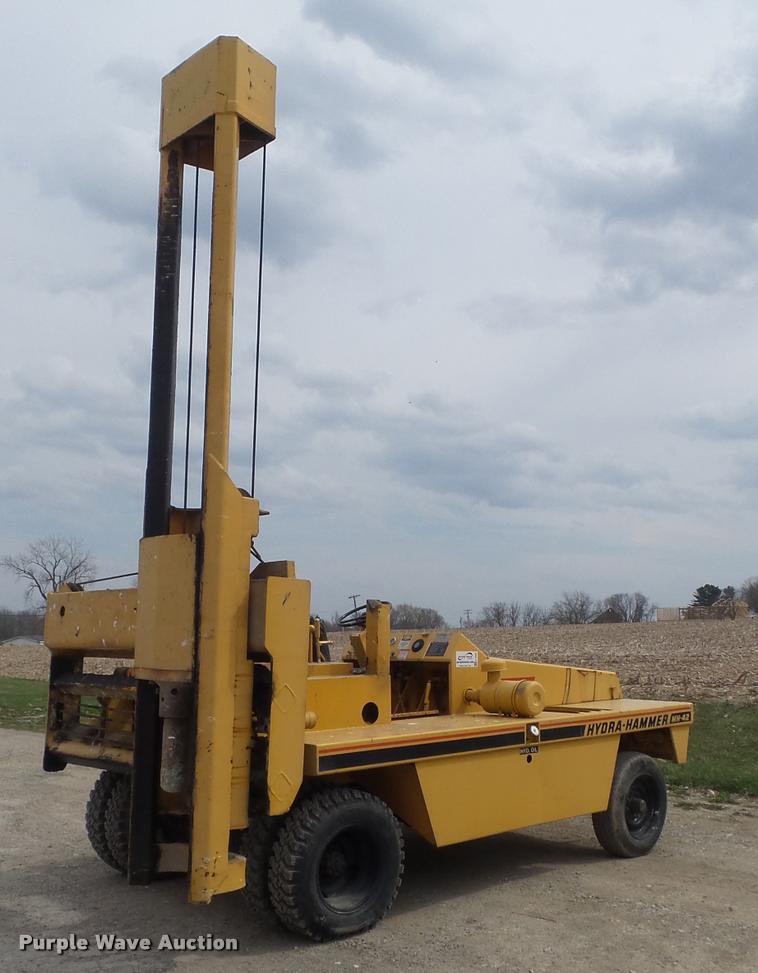 1986 Broderson MH-42B Hydra-hammer pavement breaker - K7695