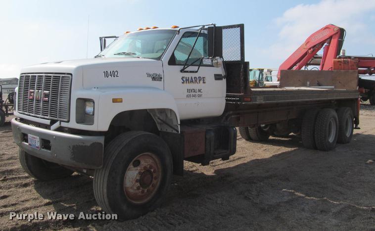 1995 GMC TopKick TC7H064 flatbed truck with crane - K3988