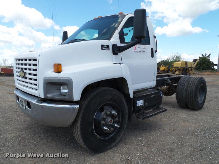 2005 Chevrolet C6500 truck chassis - DB0165