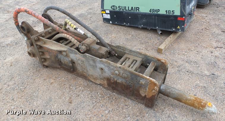 NPK E-210A hydraulic breaker - DB0231