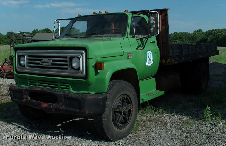1978 Chevrolet C65 dump flatbed truck - DP9361