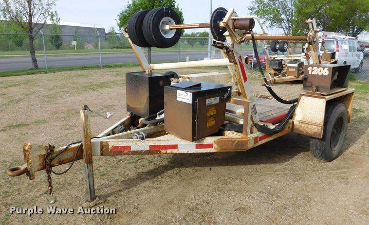 2010 Larson TRL reel trailer - DA1066