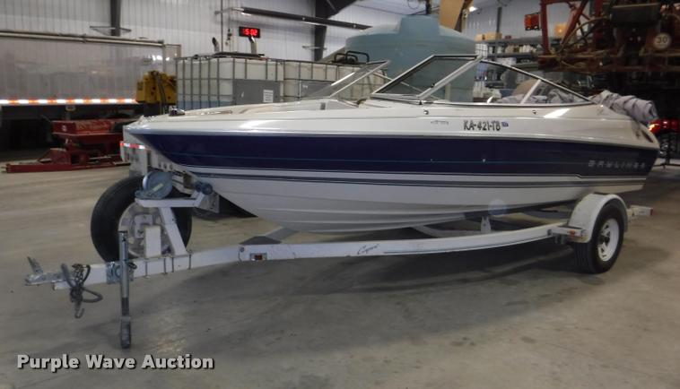 1994 Bayliner Caprice 1850LS boat - CA9744