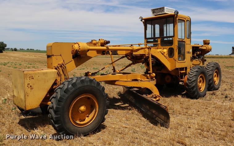 Caterpillar 14E rigid frame motor grader - DB9291