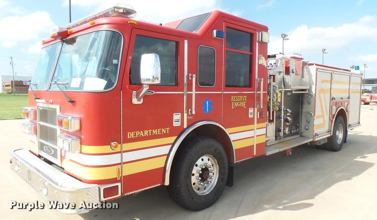 2003 Pierce pumper fire truck - L2269