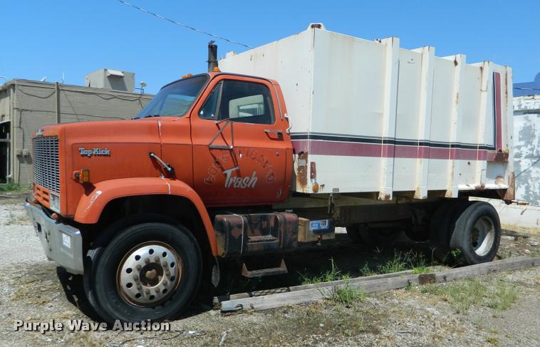 1981 GMC TopKick box truck - DB1129