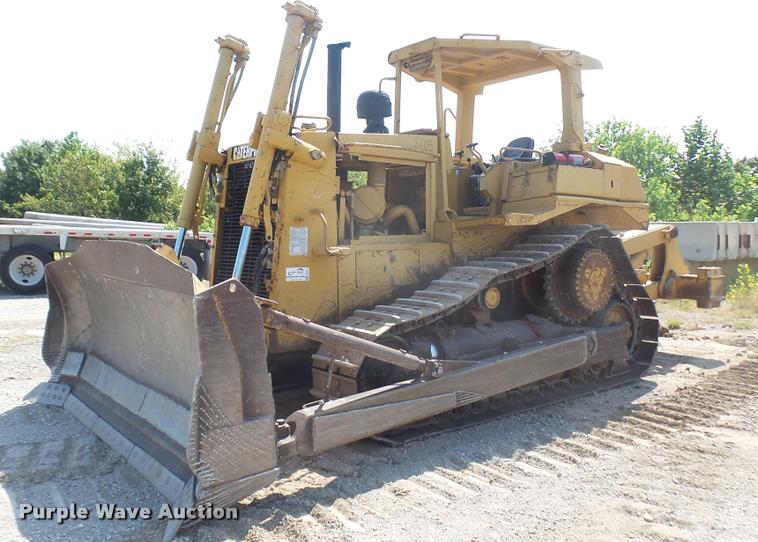 Caterpillar D7H dozer - DB3481