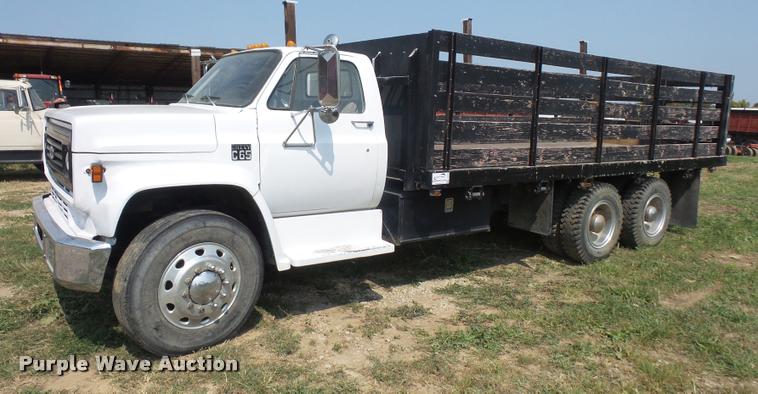 1977 Chevrolet C65 flatbed truck - DC5353
