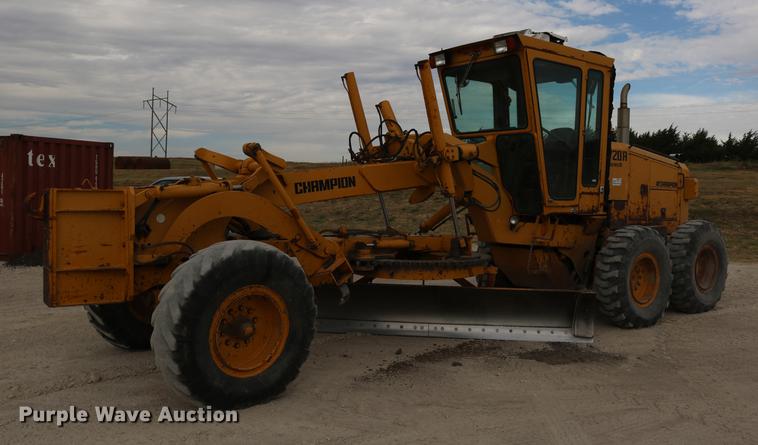 1992 Champion 720A motor grader - DD0123