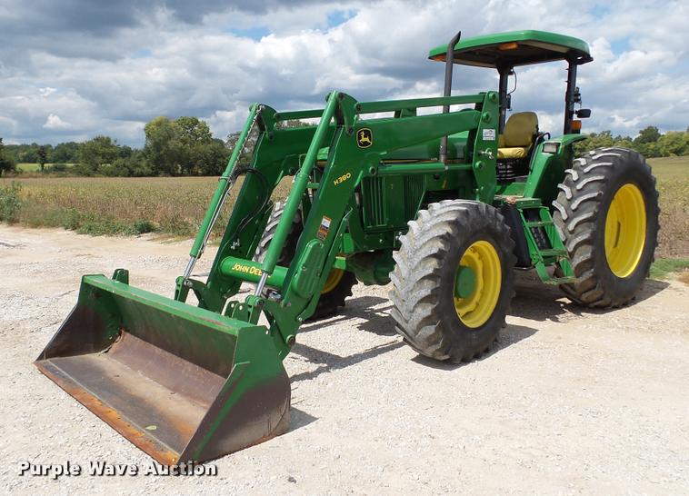 1995 John Deere 7200 MFWD tractor - DC2675