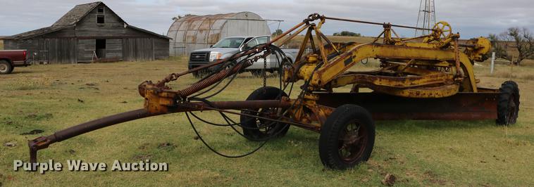 Caterpillar 66 grader - DD0067