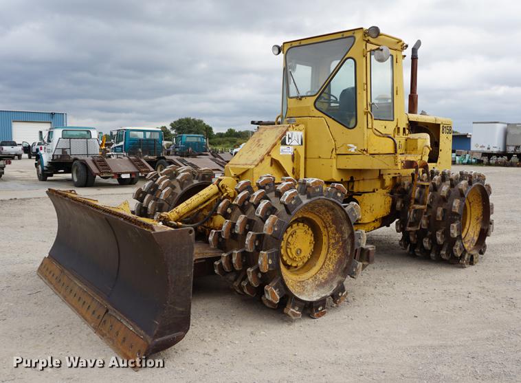 1973 Caterpillar 815B landfill compactor - DC5274