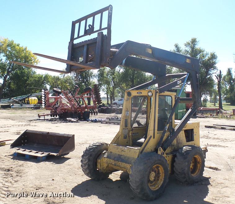 Ford L785 skid steer - DW9171