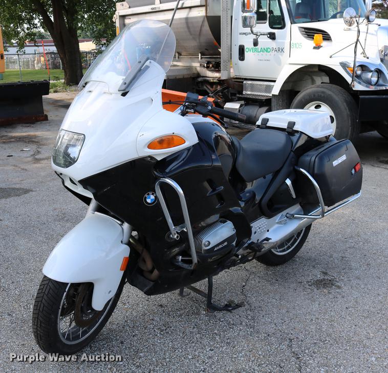 2000 BMW R1100RT motorcycle - DM9256