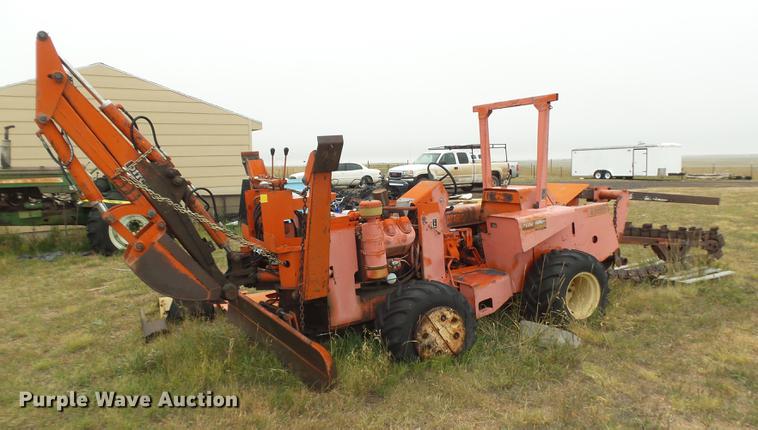 Ditch Witch R65-2 trencher - DR9212