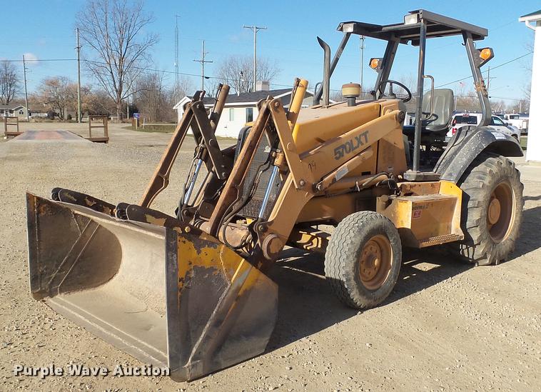 Case 570L XT industrial loader - DC5738