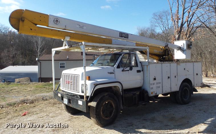 1991 GMC TopKick bucket truck - DB6254