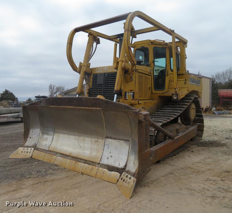 1987 Caterpillar D7H dozer - DC0781