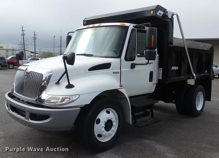 2010 International DuraStar 4300 dump truck - DC5726