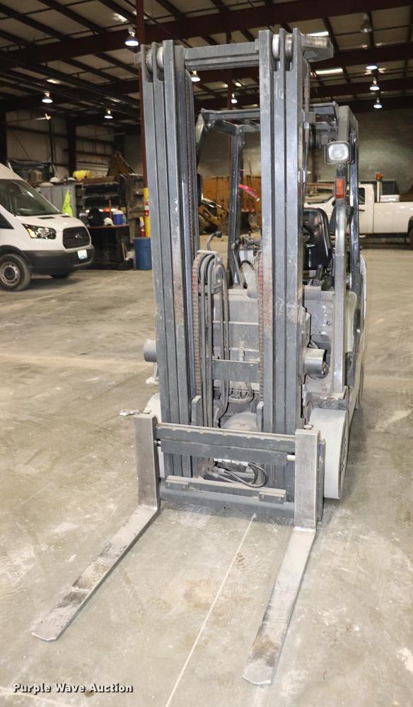 Nissan 40 forklift - EC9288