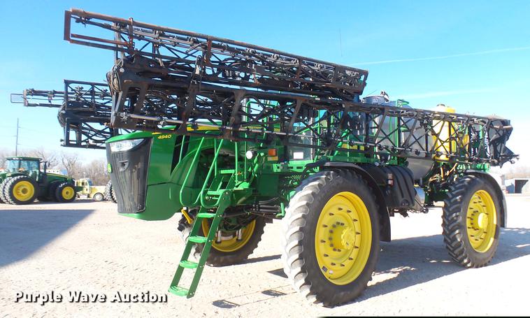2013 John Deere 4940 self-propelled applicator - DC1978