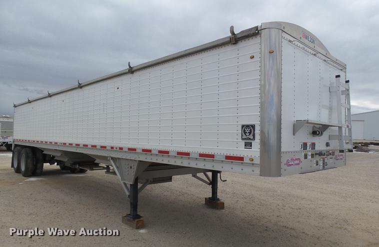 2016 Wilson DWH-500 double hopper grain trailer - DC8362