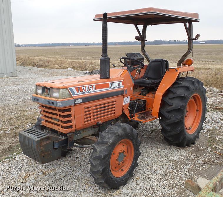 1990 Kubota L2850 4WD tractor - DC5682